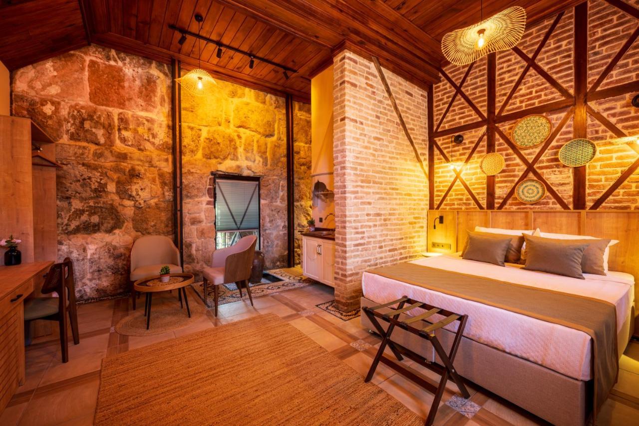 Route Hotel Kaleici - Adult Only Анталія Екстер'єр фото