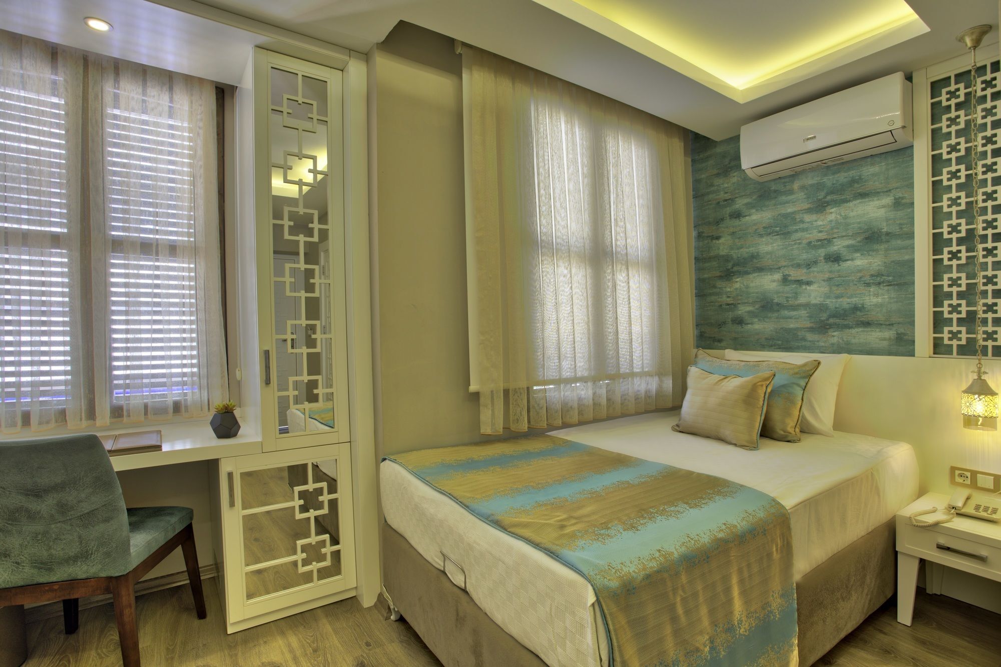 Route Hotel Kaleici - Adult Only Анталія Екстер'єр фото